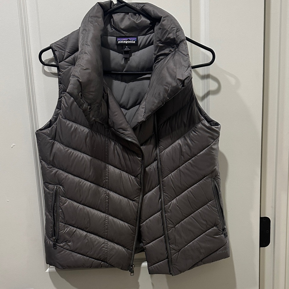 Patagonia Women's Gray Quilted Down Vest